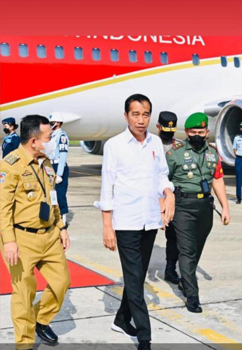 Dihadapan Al Haris, Jokowi: Saya Senang di Jambi Inflasinya Turun