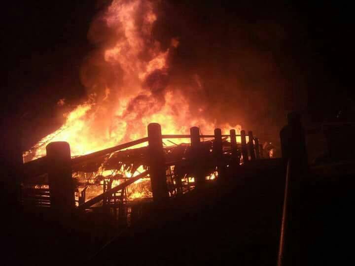 Dihari Merdeka, Api Mengamuk di Pelabuhan Ampera