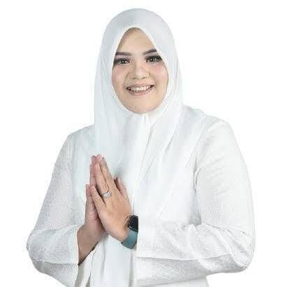 Dilla Hich-Muslimin Tanja Duet, Internal PAN Pecah Pasca Dukung Laza
