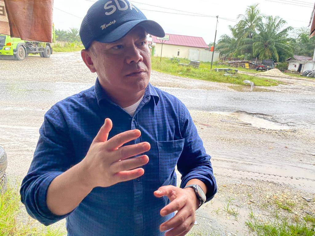 Dinas PUPR Provinsi Jambi Tinjau Sawah Tertimbun Abu Vulkanik Gunung Api Kerinci
