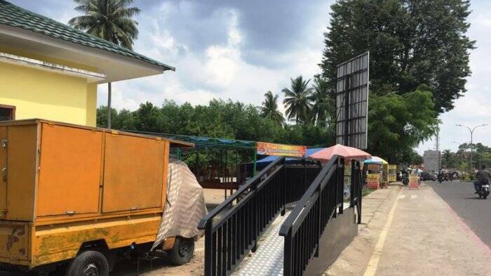 Dishub Membangun Halte Angkutan Bus BRT