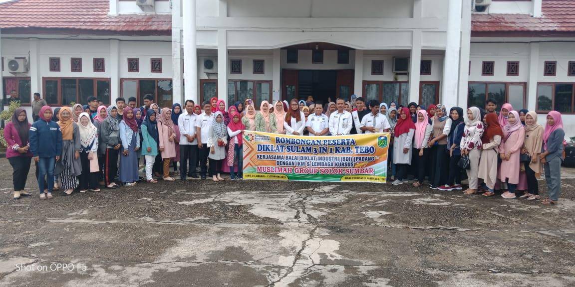 Disnaker Tebo Lepas Peserta Diklat Sulam 3 In 1