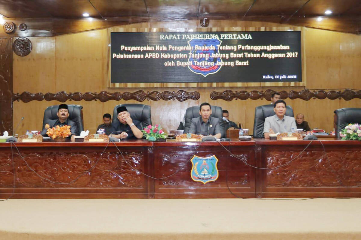 DPRD Gelar Paripurna  LKPD Tahun Anggaran 2017