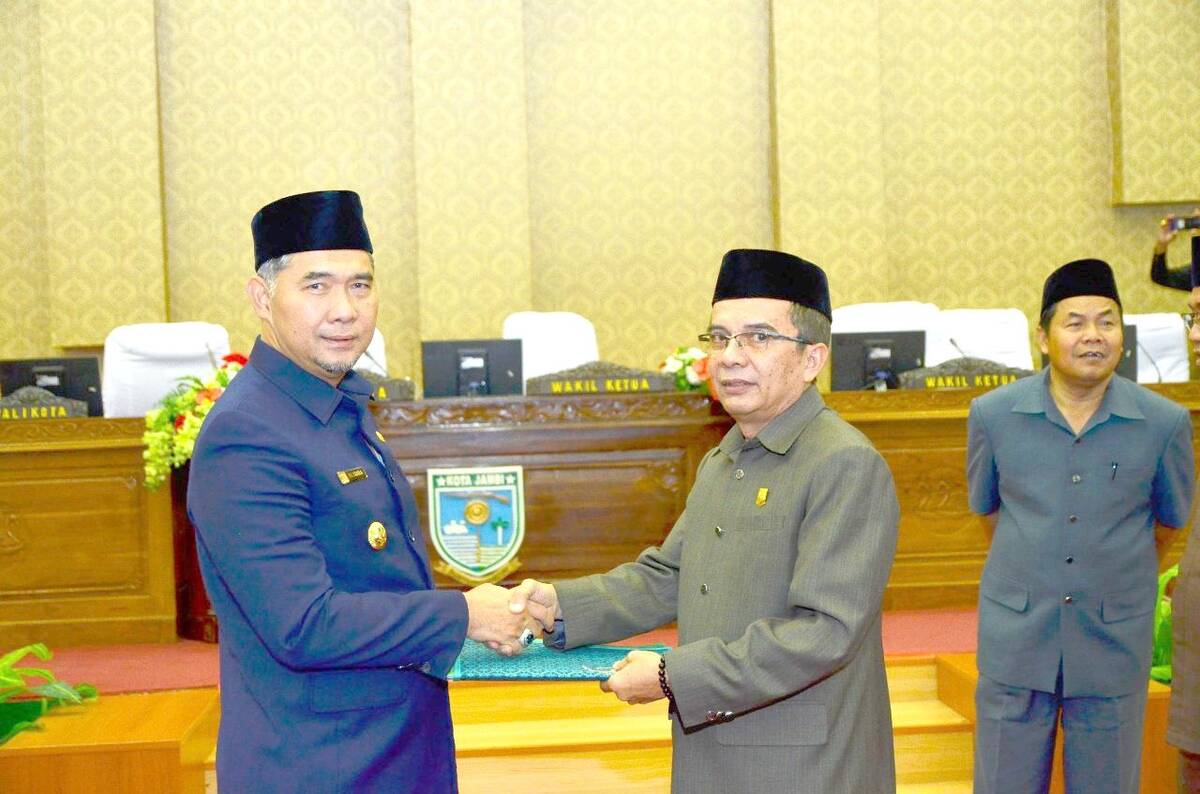 DPRD Kota Jambi Gelar Paripurna Penyampaian Pandangan Umum Fraksi