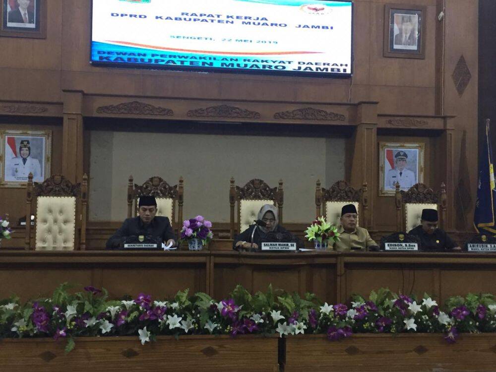DPRD Muarojambi Gelar Rapat Kerja Jawaban Bupati Atas Pandangan Umum Fraksi
