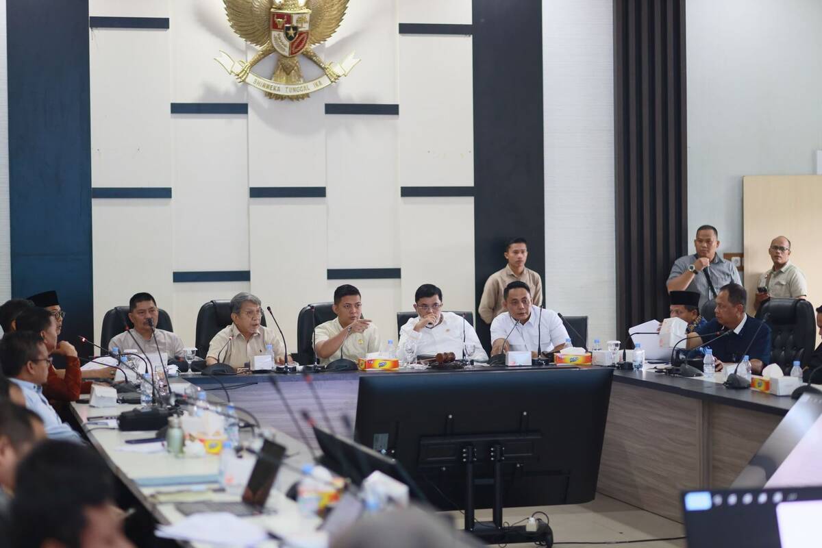DPRD Tampung Aspirasi Asosiasi Honorer Seluruh Provinsi Jambi