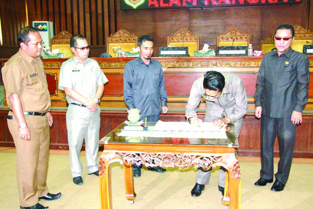 DPRD Tanjabtim Gelar Rapat Paripurna Bahas Propemperda