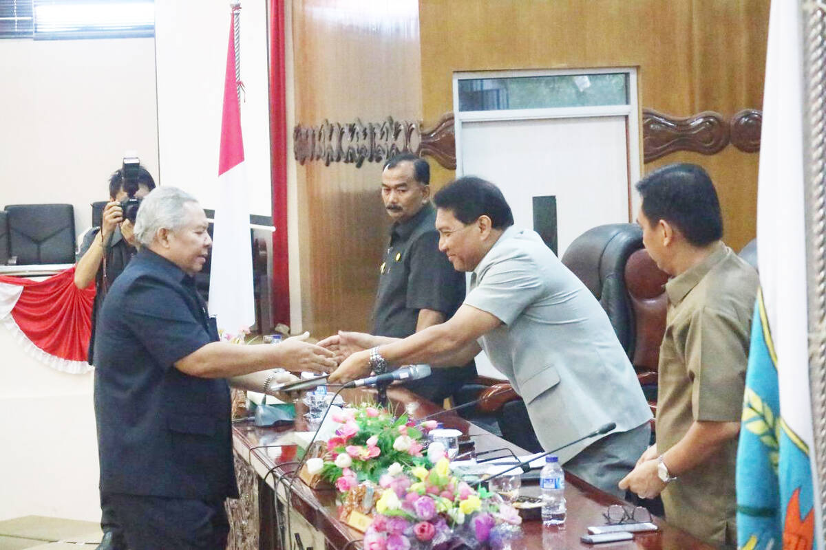 DPRD Terima LKPJ Bupati Tahun 2017