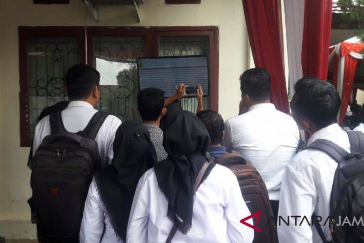 Dua Calon Legislatif Di Batanghari Lulus CPNS