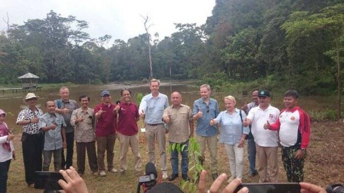 Dubes Uni Eropa Kunjungi Hutan Harapan Jambi