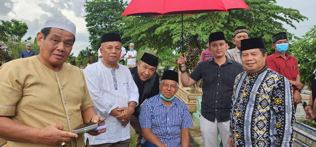 Duka Usman Ermulan Atas Kepergian Bekas Sekda Sarolangun, Antar sampai ke Peristirahatan Terakhir