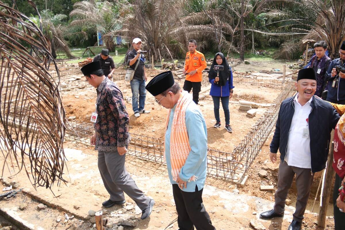Fachrori Berikan Bantuan Kepada Pesantren Yang Terbakar