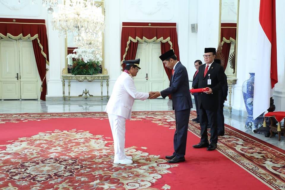 Fachrori Dilantik Presiden Sebagai Gubernur Jambi