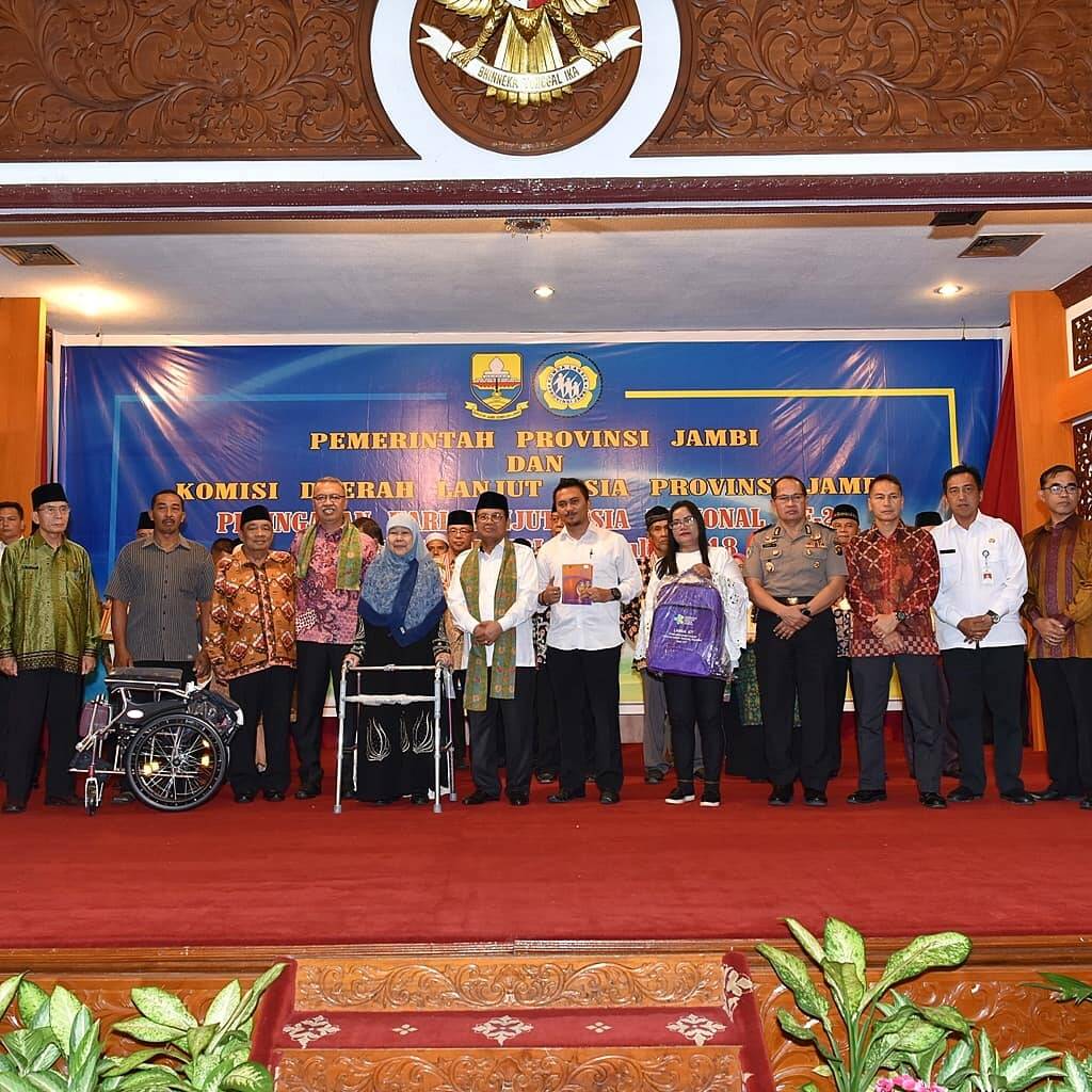 Fachrori : Kearifan Serta Pengalaman Lansia Menjadi Tauladan