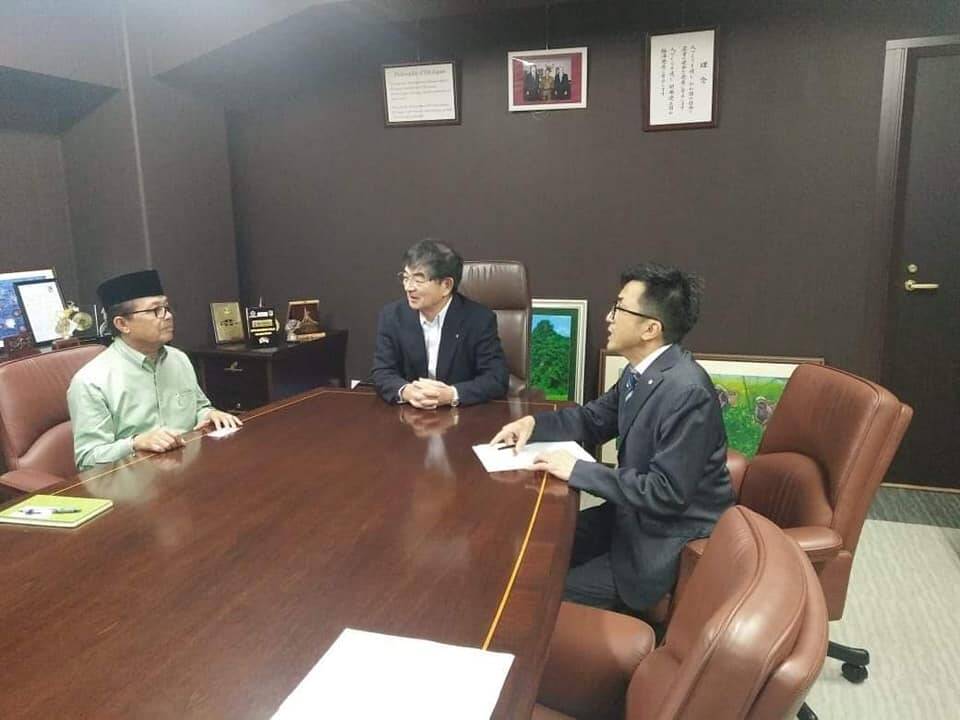 FACHRORI TEMUI PRESDIR IM DI JEPANG