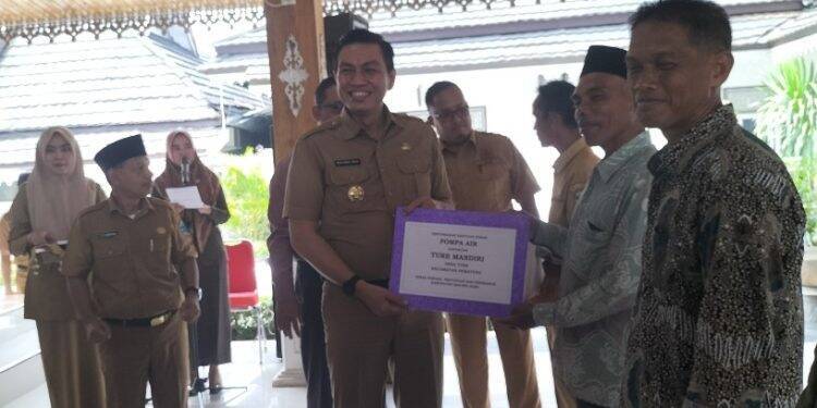 Fadhil Arief Akui Pertumbuhan Ekonomi di Batanghari Didukung Pertanian