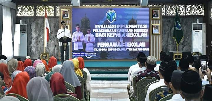 Fadhil Arief Gelar Buka Puasa Sekaligus Evaluasi Implementasi Kurikulum Merdeka