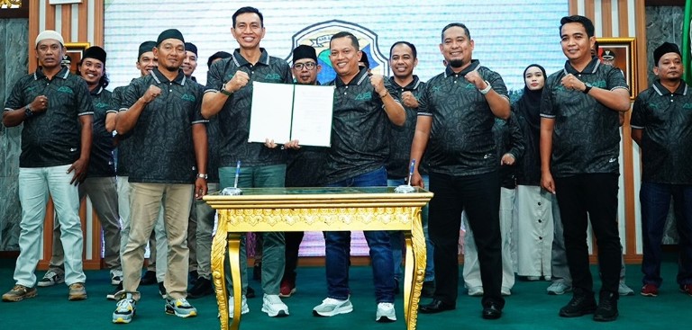 Fadhil Arief Kukuhkan Pengurus AJB 2025–2028