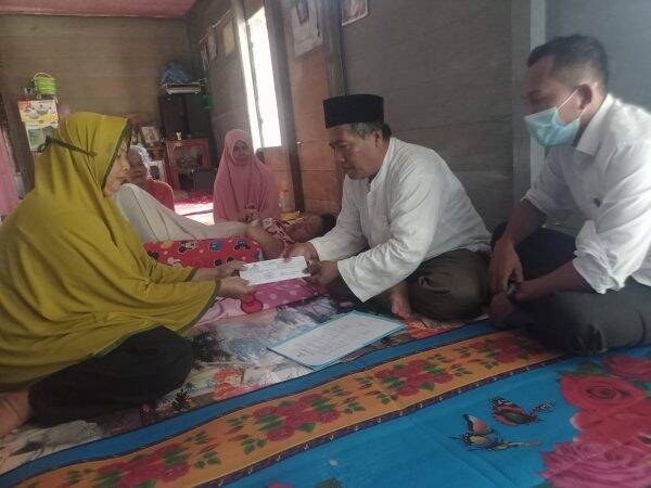 Fitri Harum Penderita Ginjal Bocor Sedikit Bernapas Lega