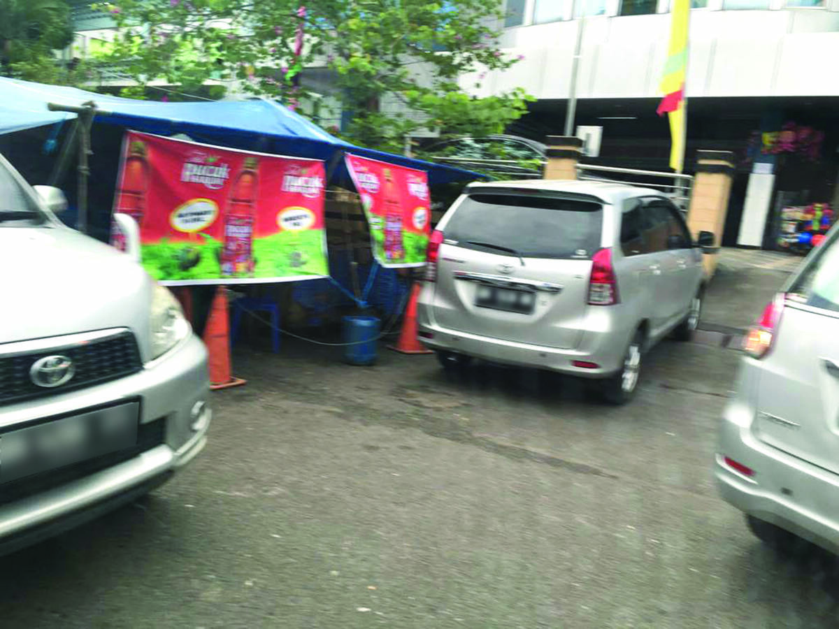Gembos Ban Pemkot Jambi Dinilai Ikut-Ikutan