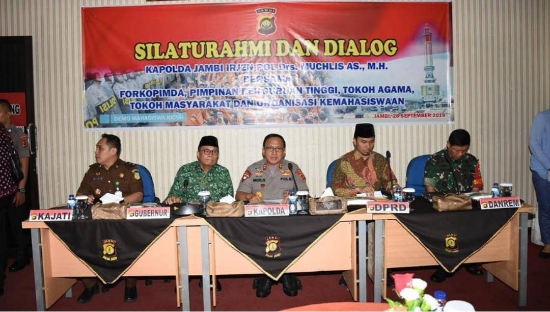 Gubernur Jambi Ajak Semua Kompone Masyarakat Jaga Keagamaan 