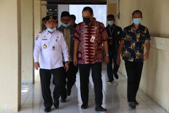Gubernur Jambi Sidak ke SMA Titian Teras