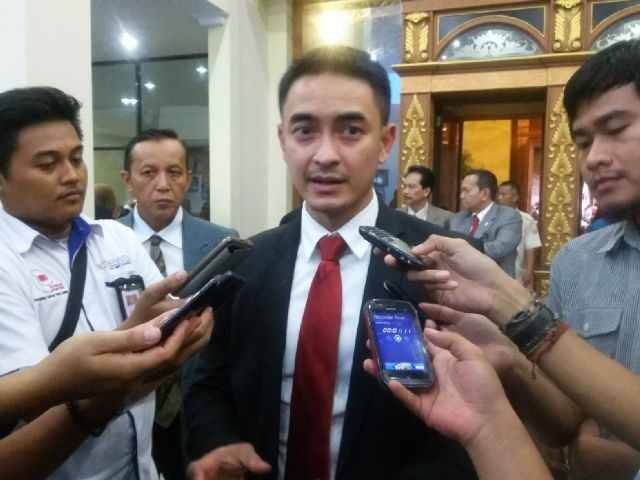 Gubernur Minta Masyarakat Teliti Menyerap Informasi