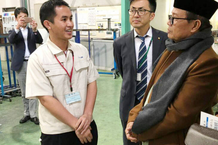 Fachrori Umar Sambangi Peserta Magang Jambi di Jepang
