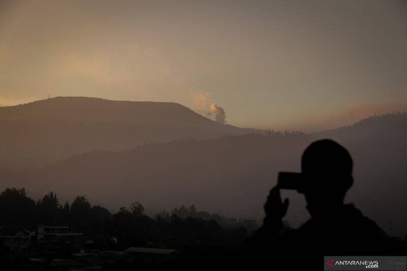 Gunung Tangkuban Parahu Tidak Erupsi Lagi Hingga Sabtu