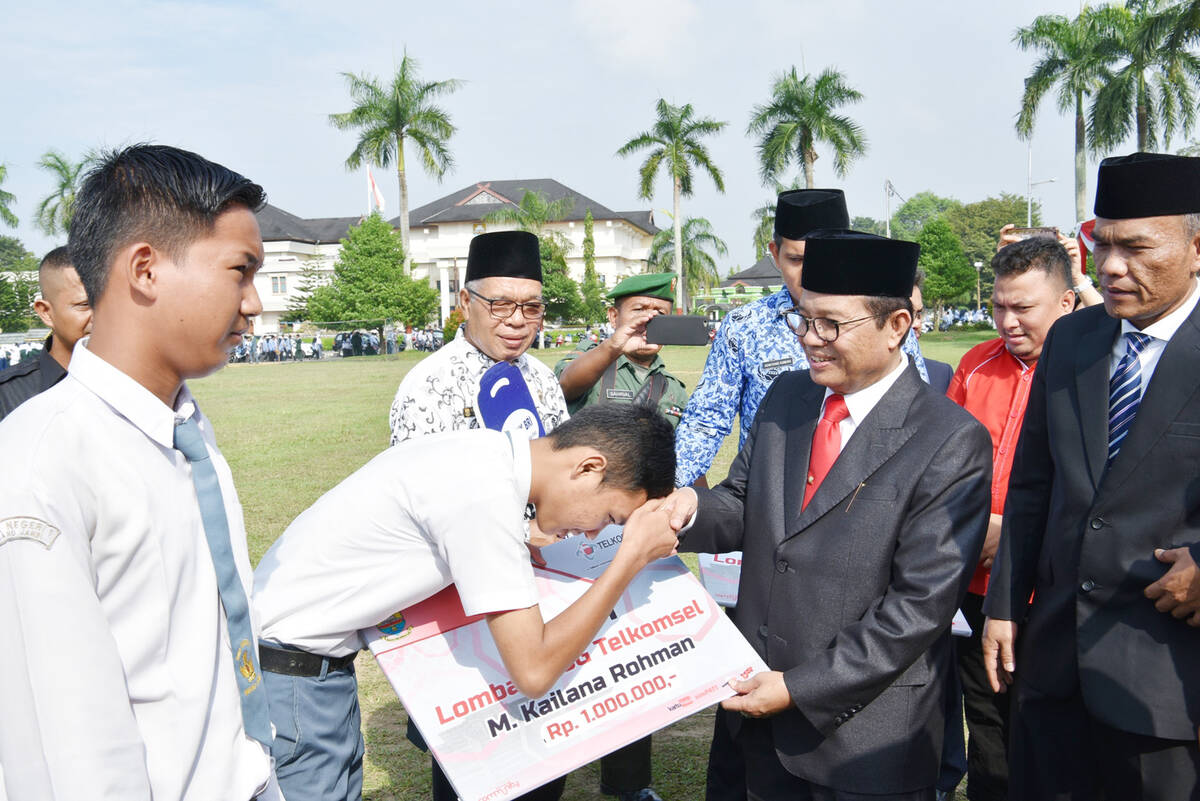 Guru dan Siswa Harus Melek Teknologi