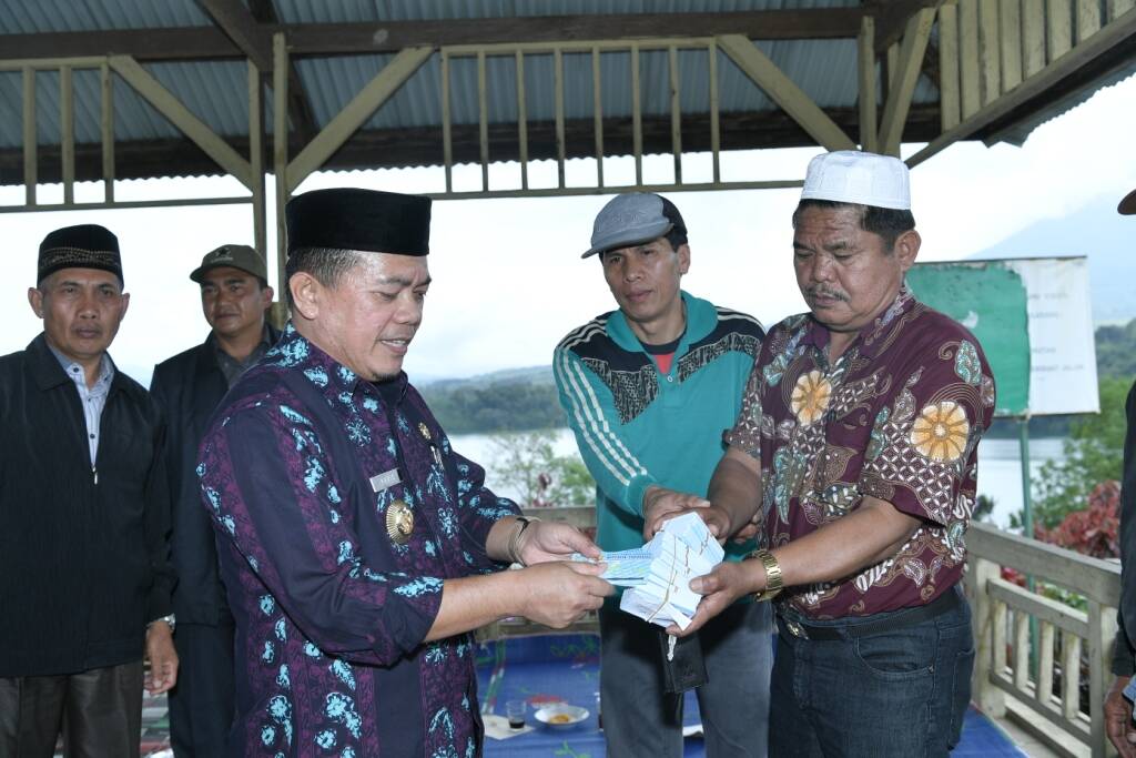 H Al Haris Pertisun ke Desa Rantau Kermas Jangkat