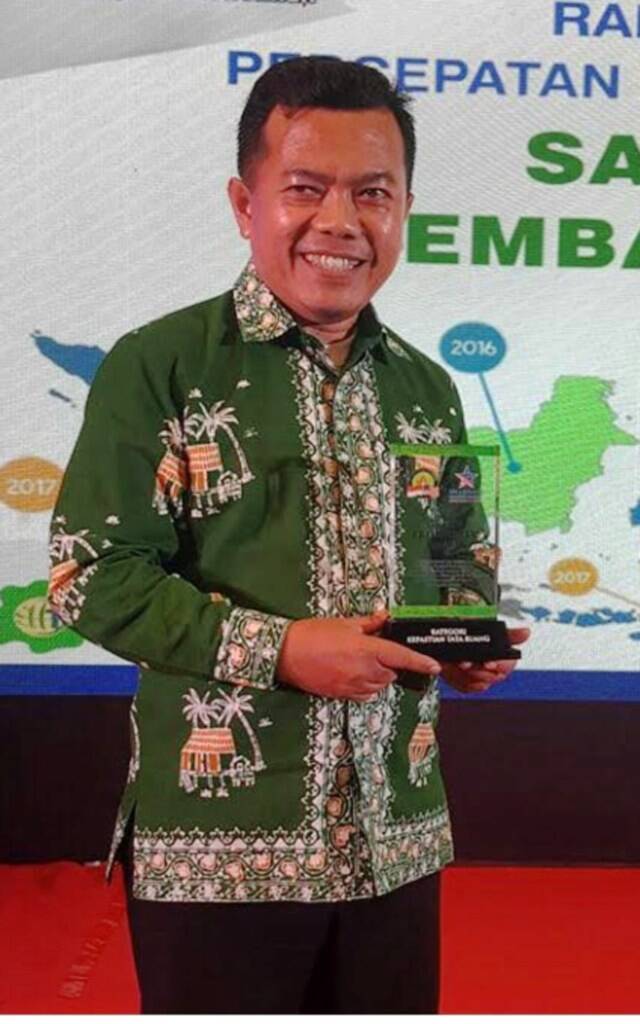 H Al Haris Terima Green Prosperity Award