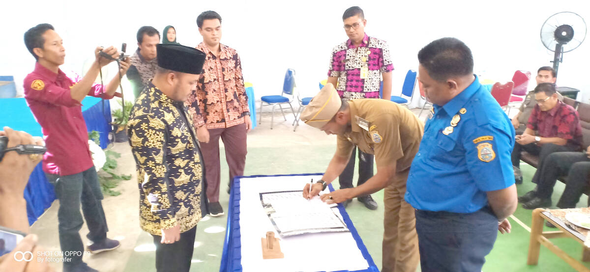 Hadiri Sertijab Camat Nipah Panjang, Wabup Ingatkan Pentingnya Komunikasi