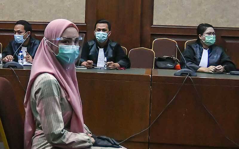 Hakim Tegur Jaksa Pinangki: Saudara Tertawa-tawa, Belum Ditanya Selalu Mencela