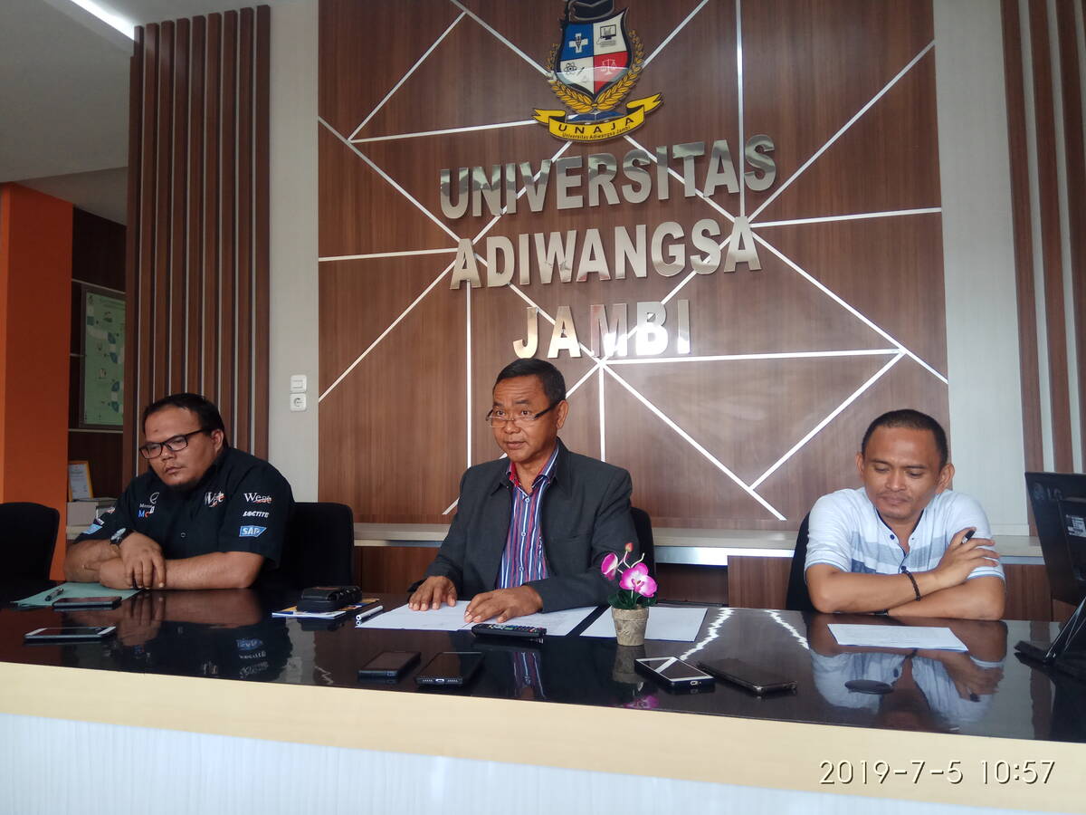Hampir Seluruh Mahasiwa Unaja Mogok Kuliah, Aktifitas Belajar Mengajar Tetap Berjalan