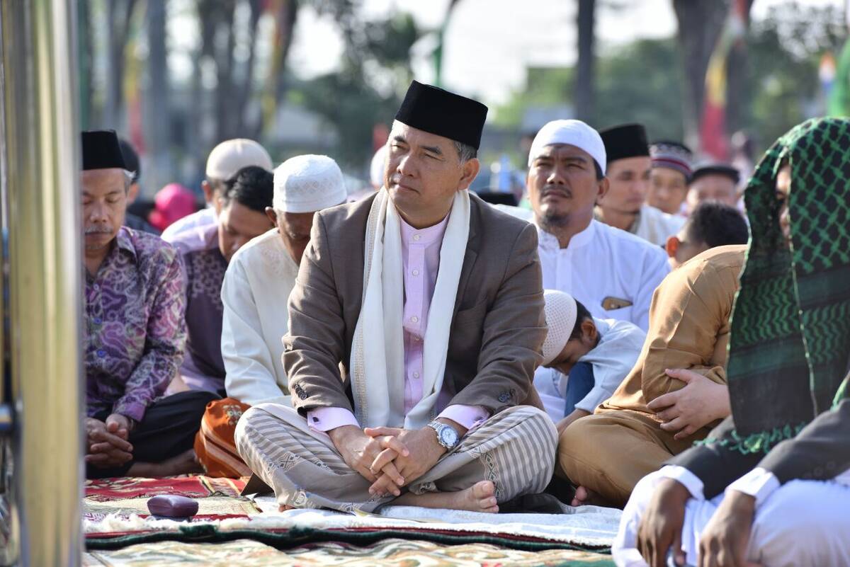 Hari Raya Idul Adha, Walikota Jambi Serahkan 87 Sapi dan 11 Kambing