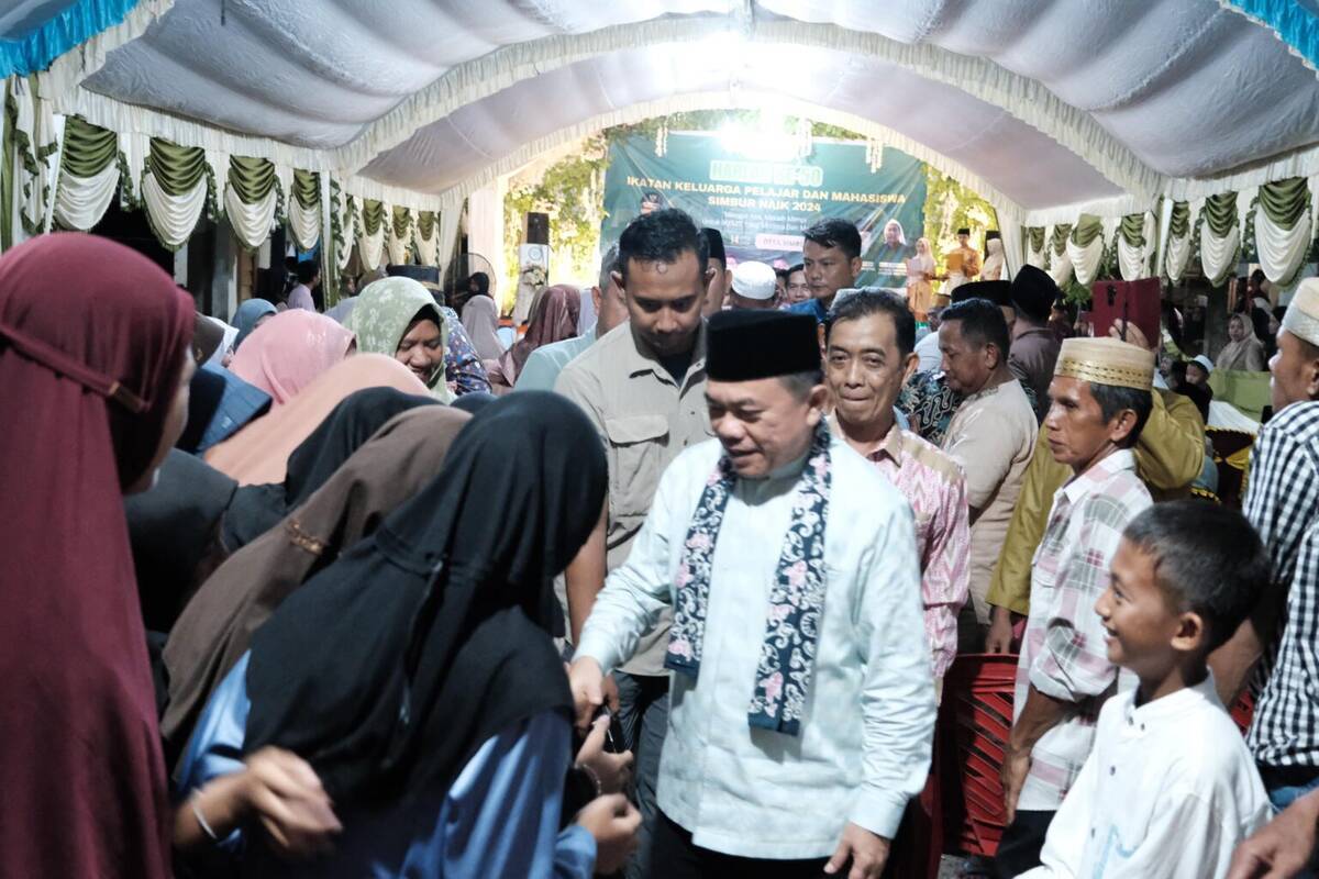 Haris Disambut Hangat di Simbur Naik Tanjabtim