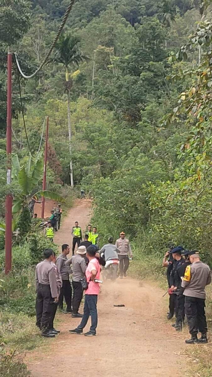 Helikopter Bawa Kapolda Jambi Terjatuh, Tim Belum Bisa Jangkau Lokasi