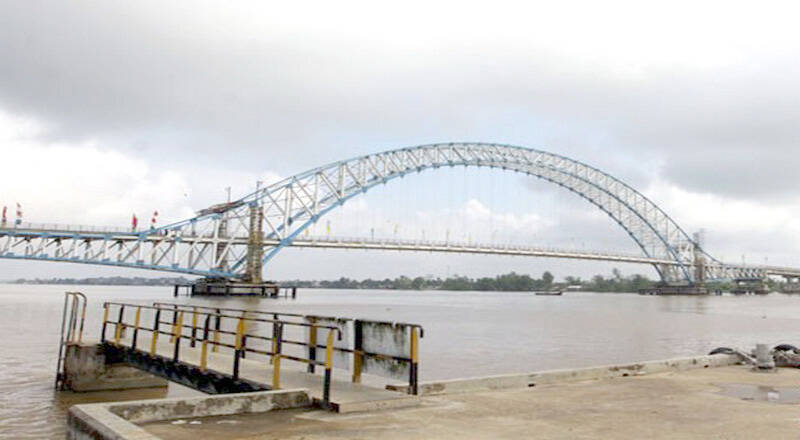 Hibah Jembatan Muara Sabak Baru Wacana