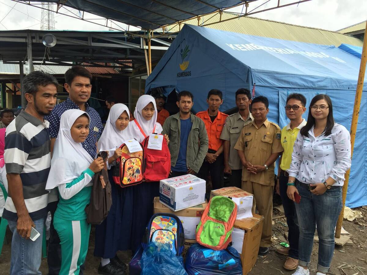 HIPMI Bantu Perlatan Sekolah Untuk Anak Korban Kebakaran