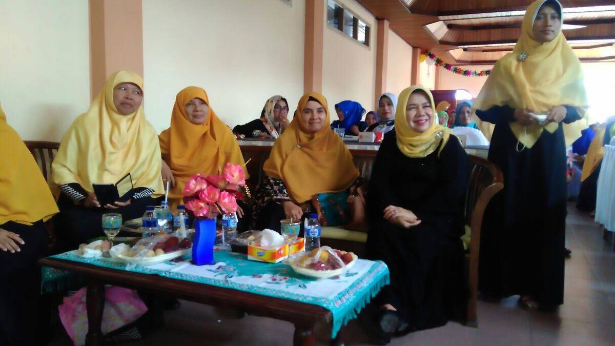 Hj Esrita Usman Hadir di Acara Talk Show PKS Tanjabbar