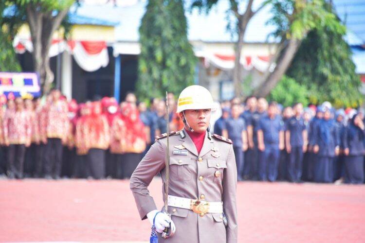 HUT RI di Bengkalis, Perwira Polri Putra Mursyid Sonsang Jadi Komandan Upacara 
