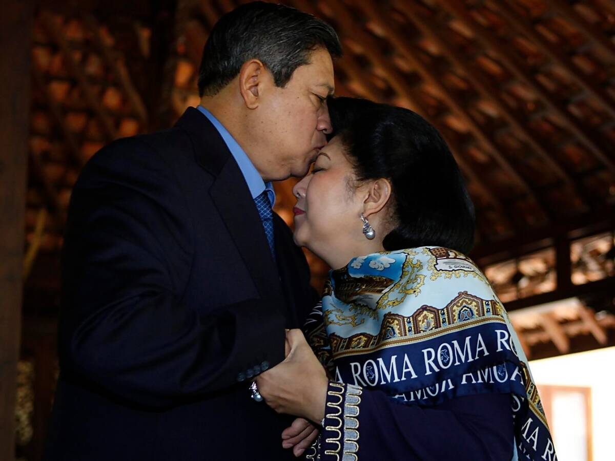 Ibu Mertua SBY Meninggal Dunia Sore Tadi