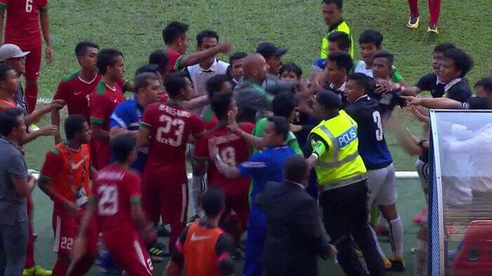 Indonesia Lolos Semifinal, Laga Berakhir Ricuh