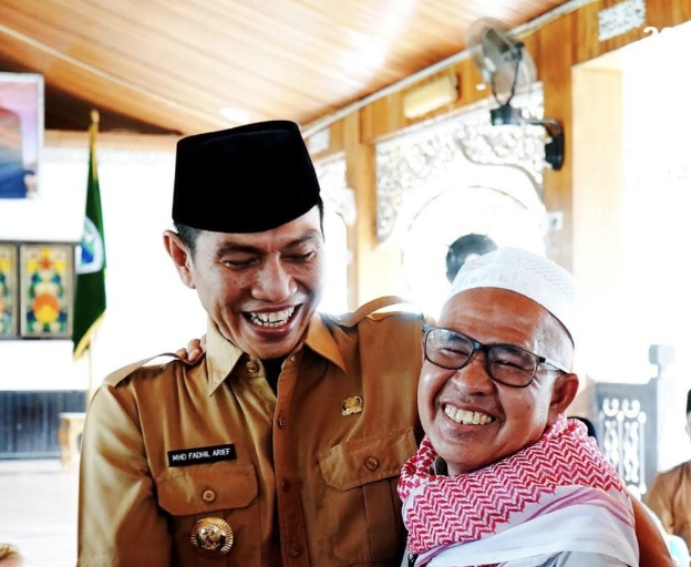 Inilah Mengapa Fadhil Arief Disebut Bapak Pembangunan Batang Hari
