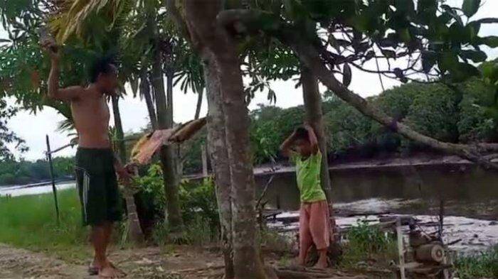 Istri Minta Suami yang Melempar Anaknya ke Sungai Dibebaskan