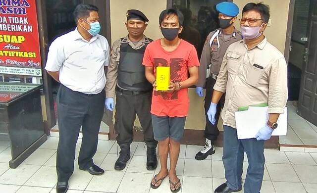 Izin Beli Kuota, FD Gadaikan Ponsel Temannya