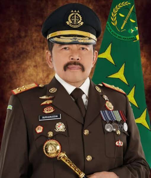 Jaksa Agung Ajak Warga Awasi Kinerja Anak Buahnya
