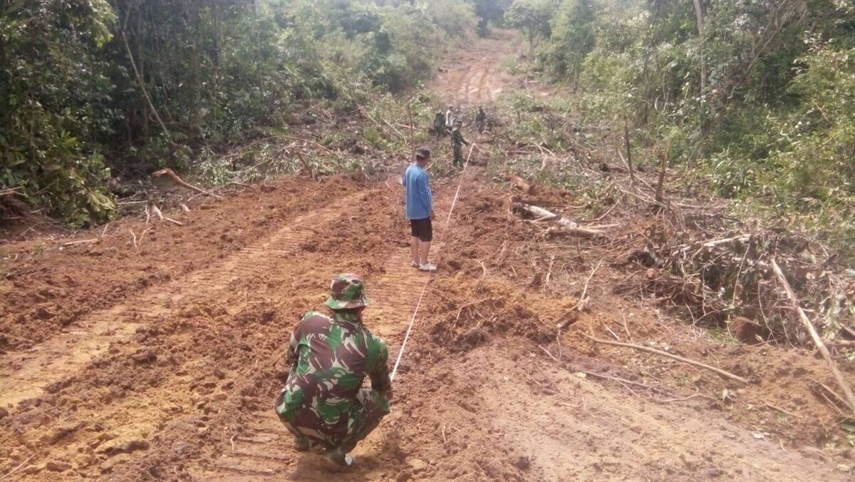 Jalan Penghubung yang Dibangun TMMD Sudah Mencapai 30 Persen