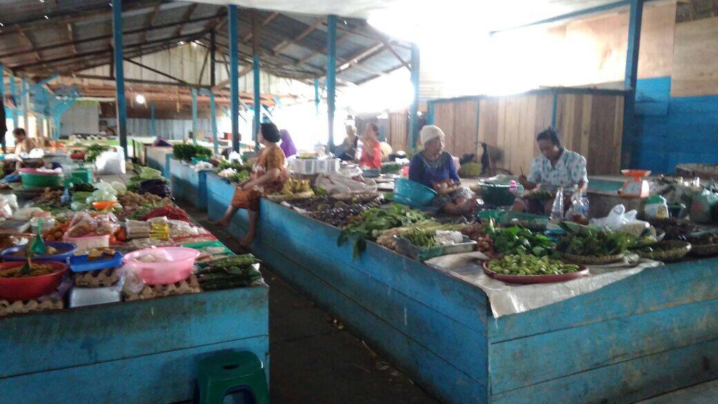 Jelang Natal dan Tahun Baru, Harga Sembako di Nipah Panjang Meroket
